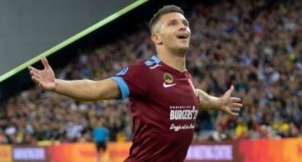 它包含融资 它包含融资